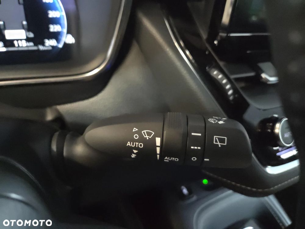 Toyota Corolla 1.8 Hybrid Style - 22