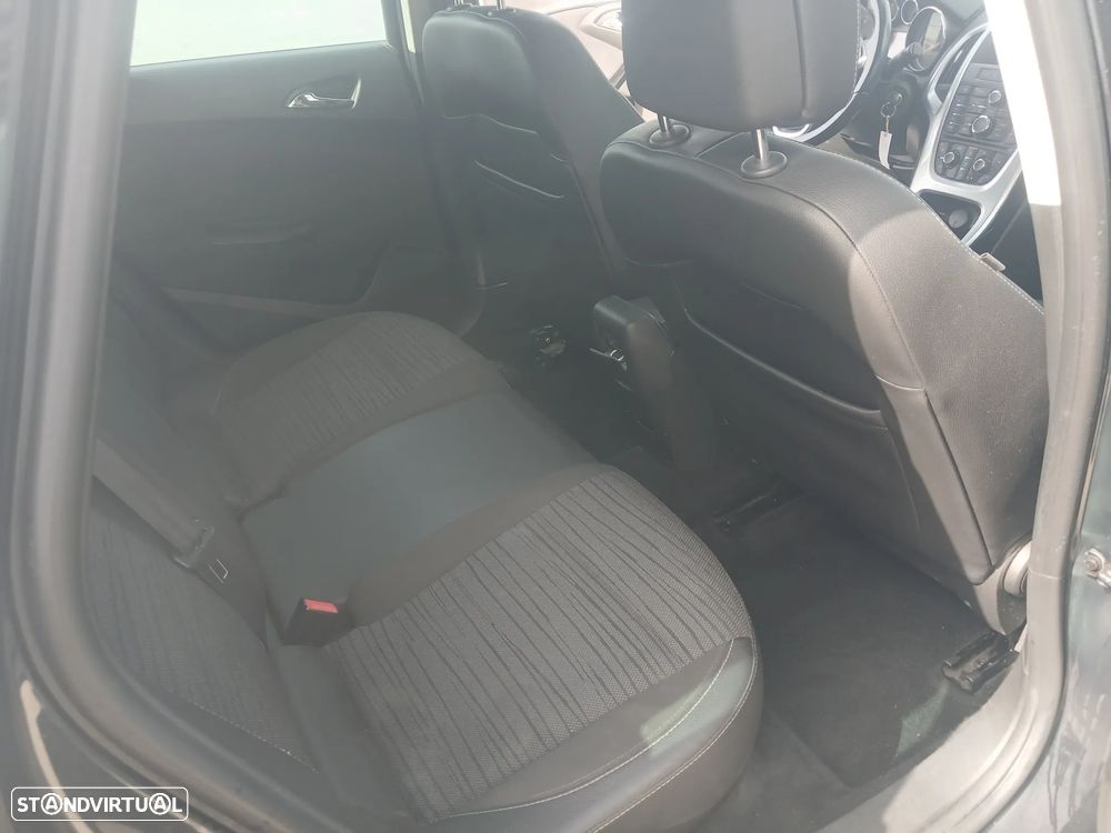 Opel Astra Sports Tourer 1.6 CDTi Executive S/S - 23