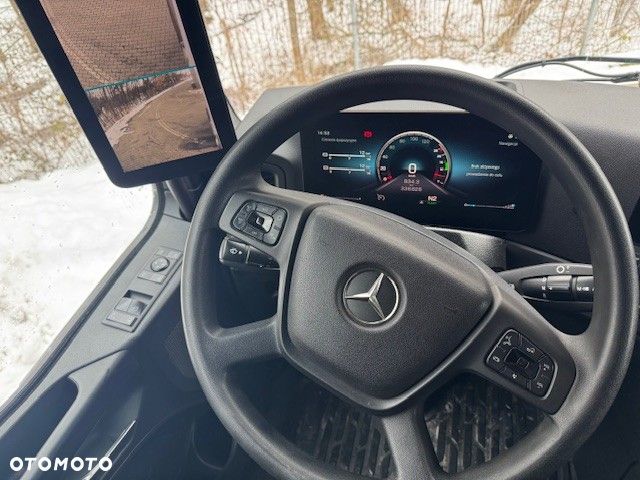 Mercedes-Benz actros - 9