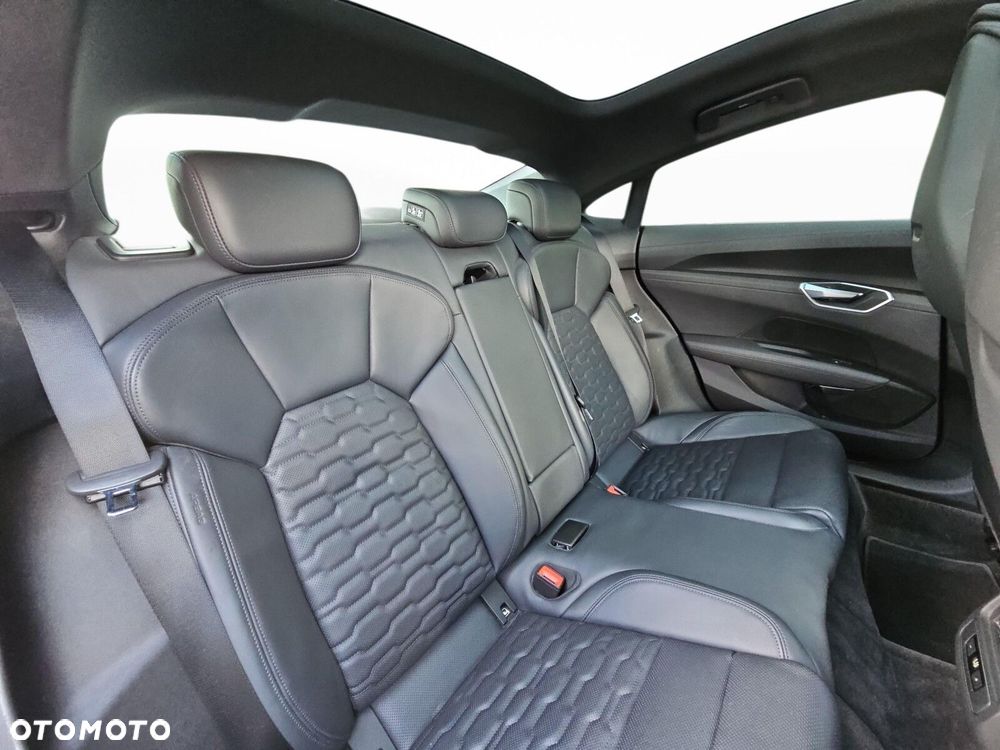 Audi e-tron GT 60 93kWh Quattro - 31