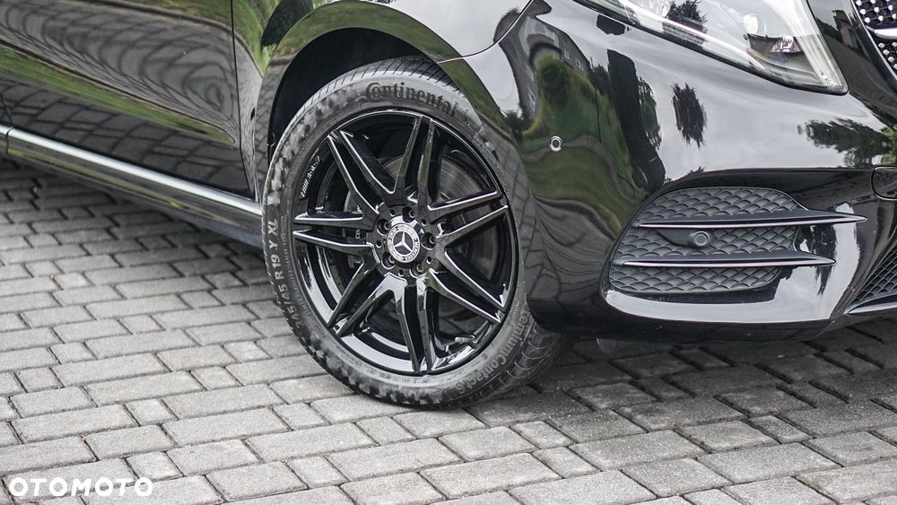 Mercedes-Benz Klasa V 300 d Exclusive 9G-Tronic (d³ugi) - 6