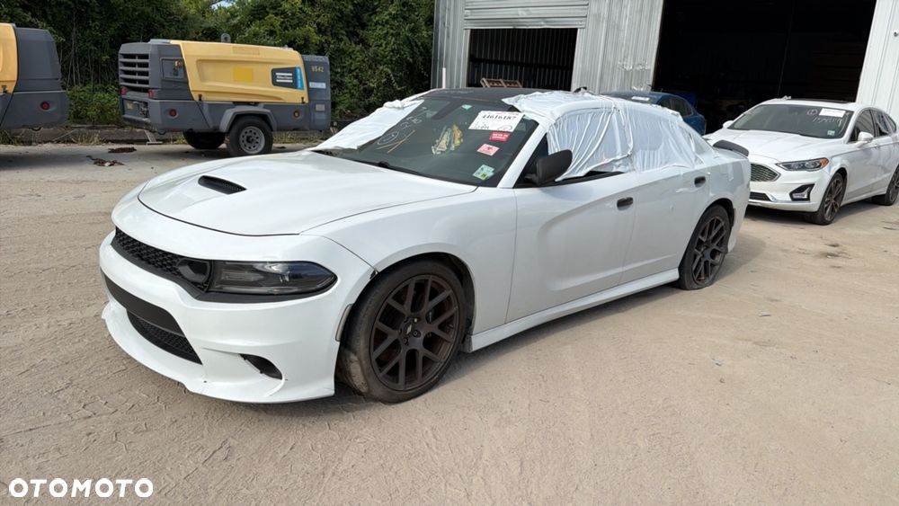 Dodge Charger 5.7 R/T Daytona - 17