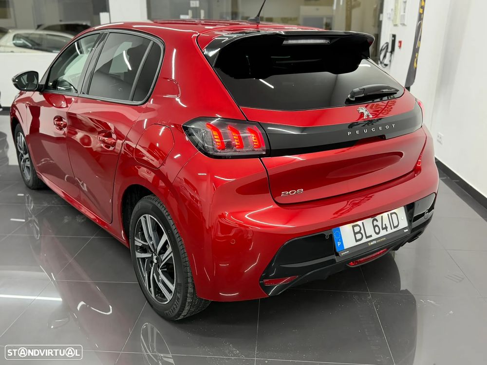 Peugeot 208 PureTech 100 EAT8 Allure - 34