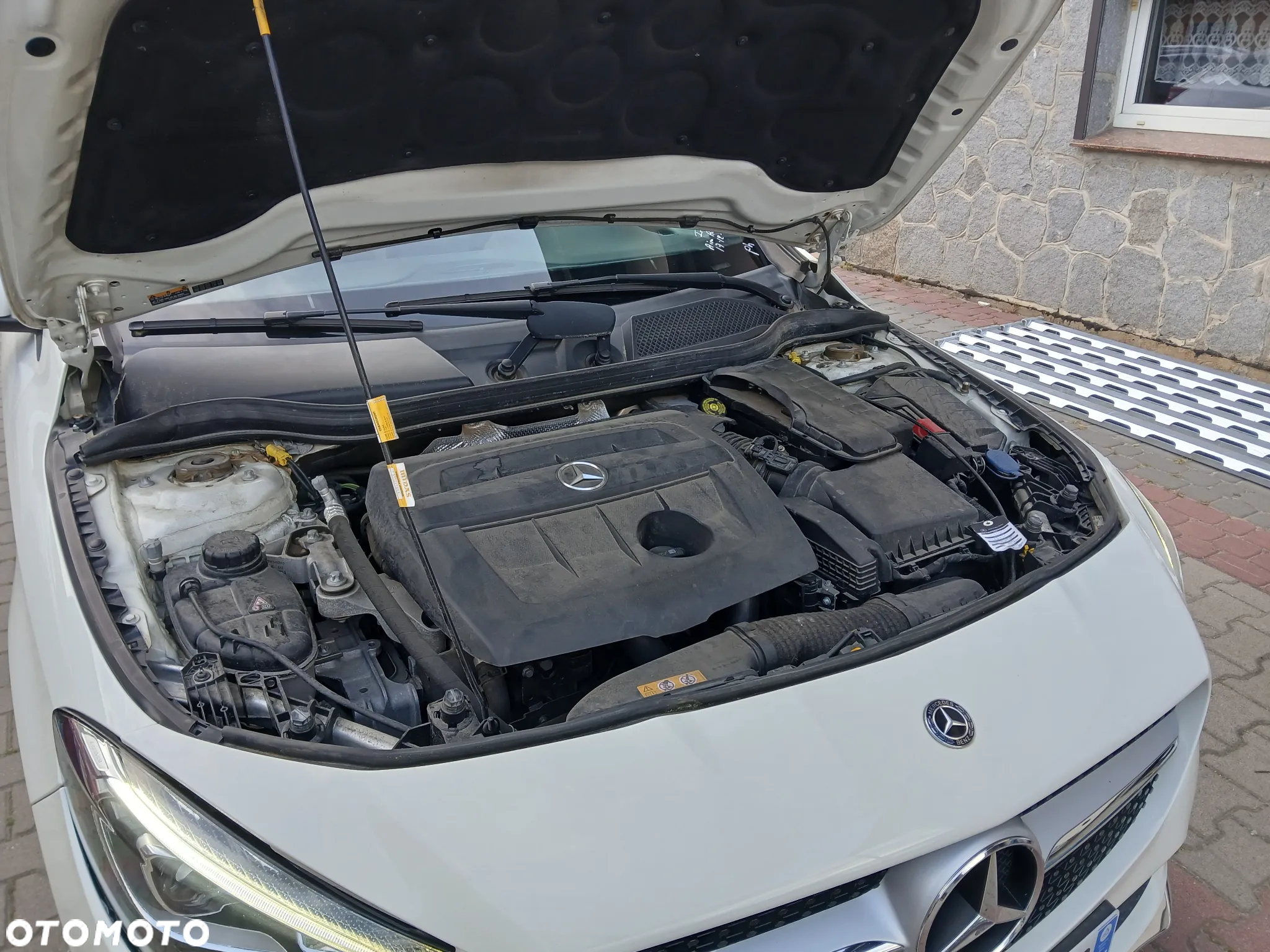 Mercedes-Benz CLA Shooting Brake 180 d Peak Edition - 19