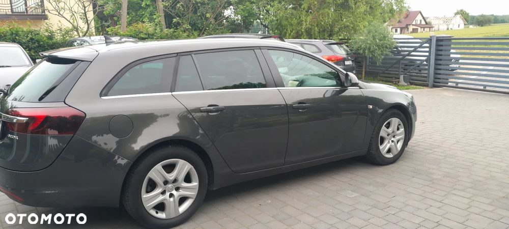 Opel Insignia - 10