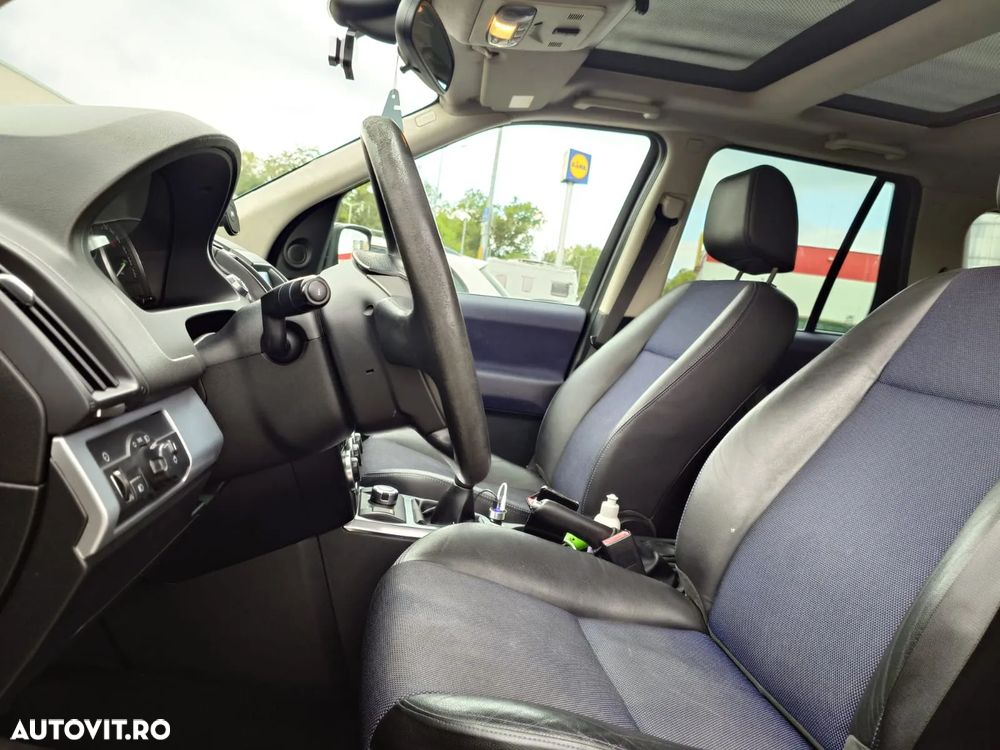 Land Rover Freelander 2.2 TD4 SE - 10