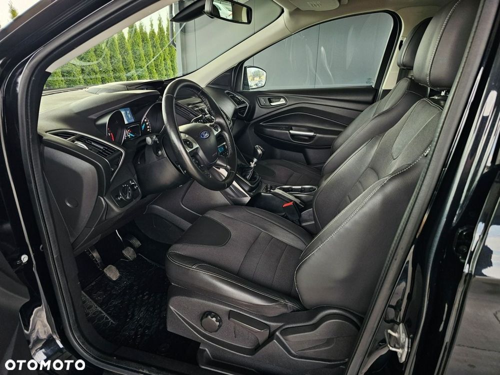 Ford Kuga - 16