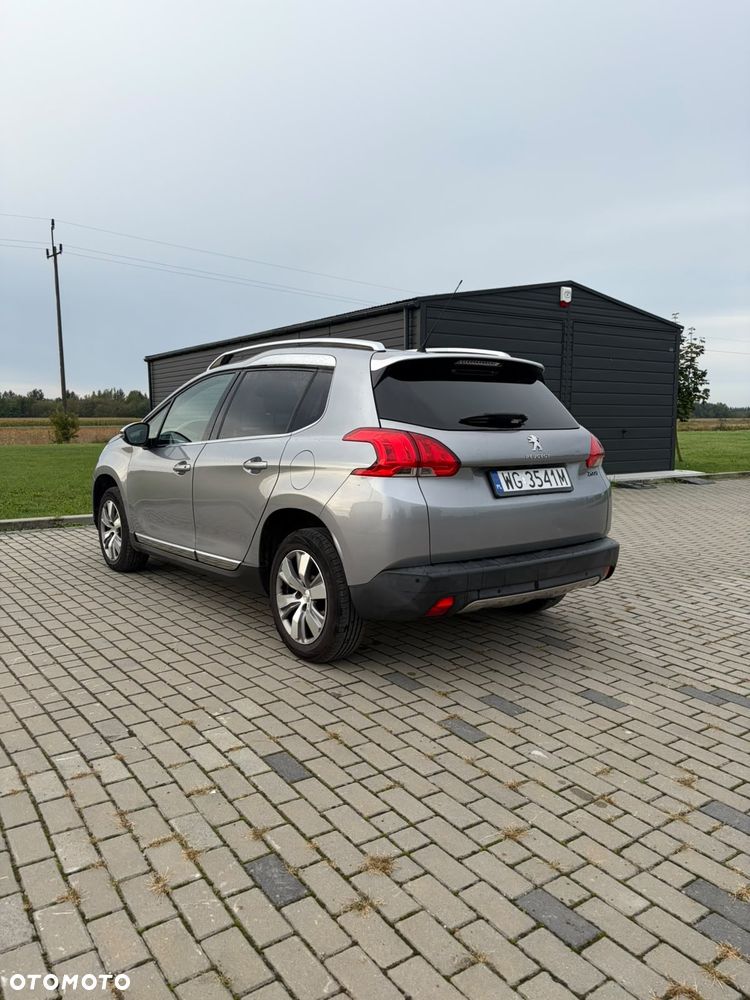 Peugeot 2008 - 5