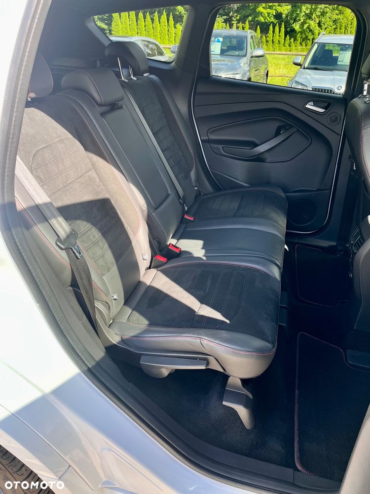 Ford Kuga 1.5 EcoBoost 4x4 ST-Line - 19