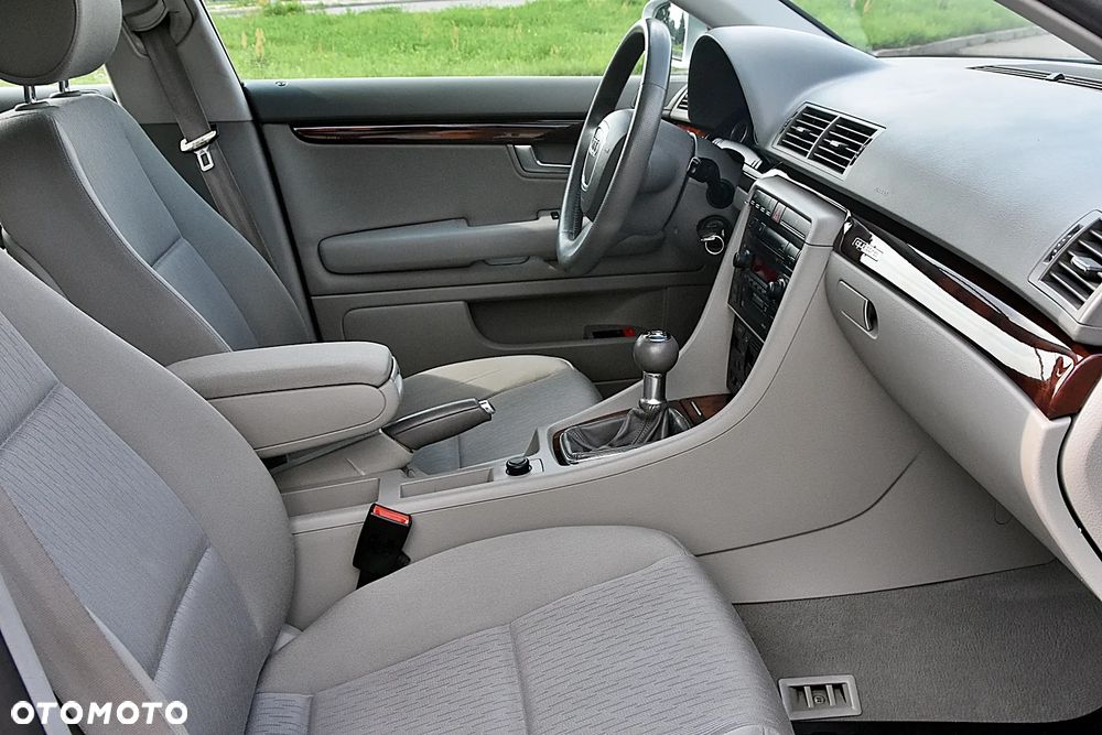 Audi A4 Avant 1.8T Quattro - 19
