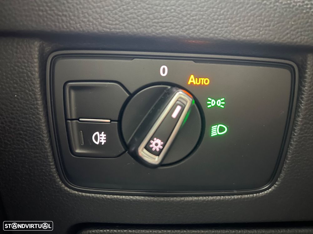 VW Arteon 2.0 TDI R-Line DSG - 33