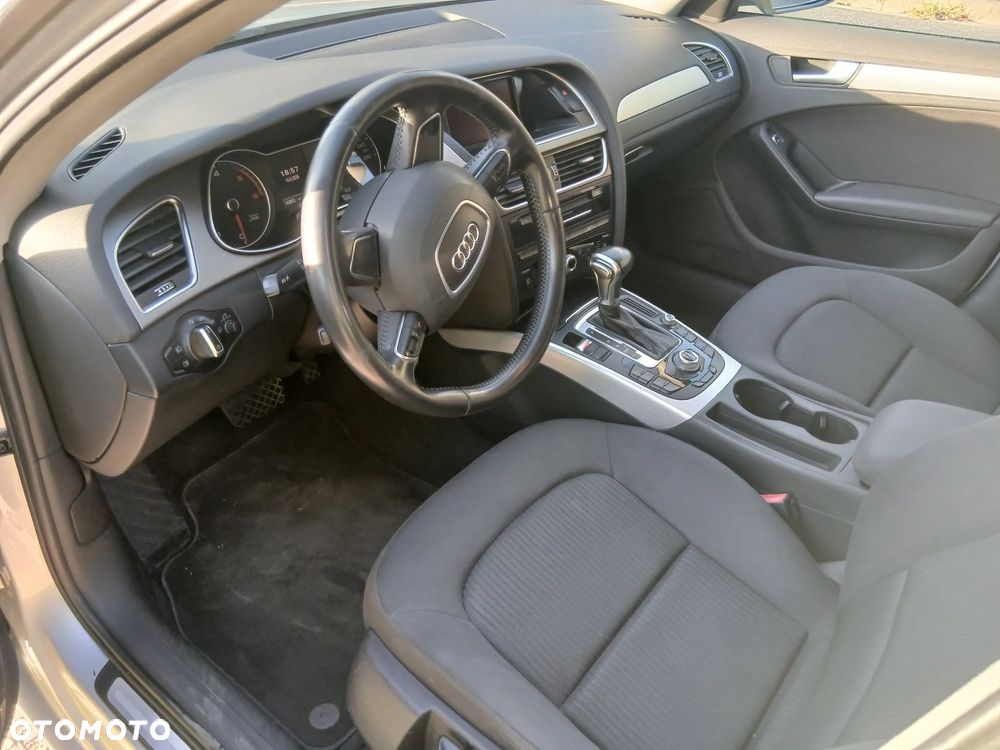 Audi A4 Limousine 2.0 TDI Limited Edition Multitr - 7