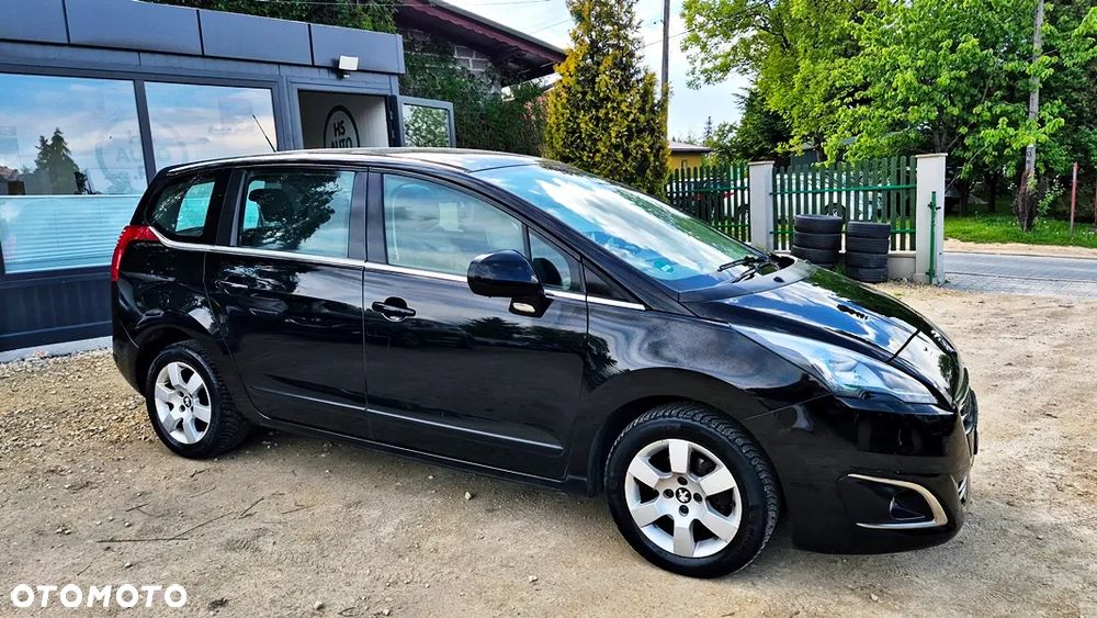 Peugeot 5008 1.6 Premium - 6