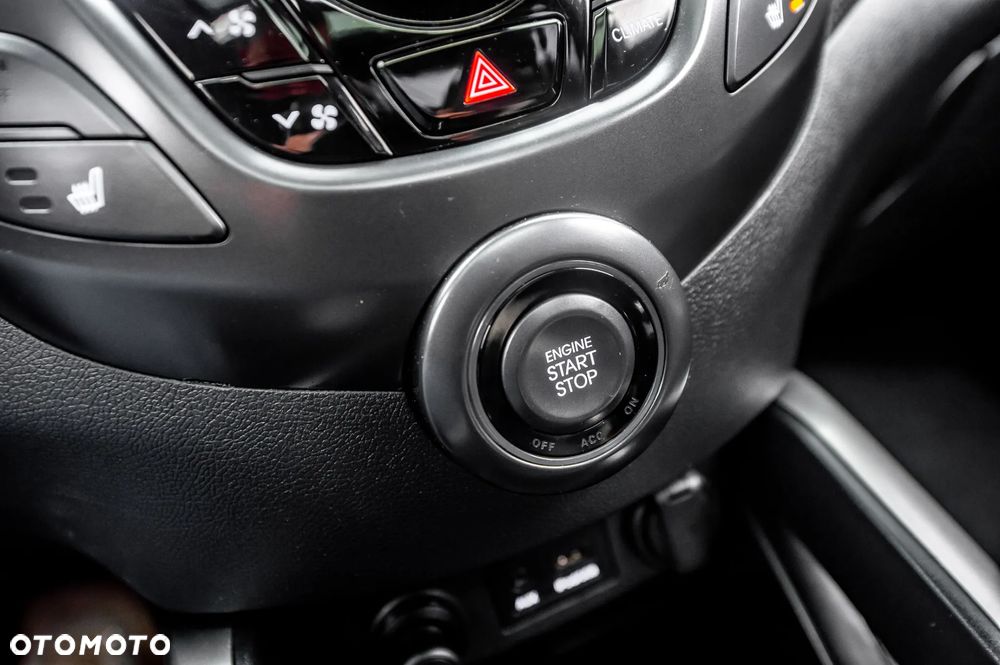 Hyundai Veloster 1.6 Turbo Premium - 21