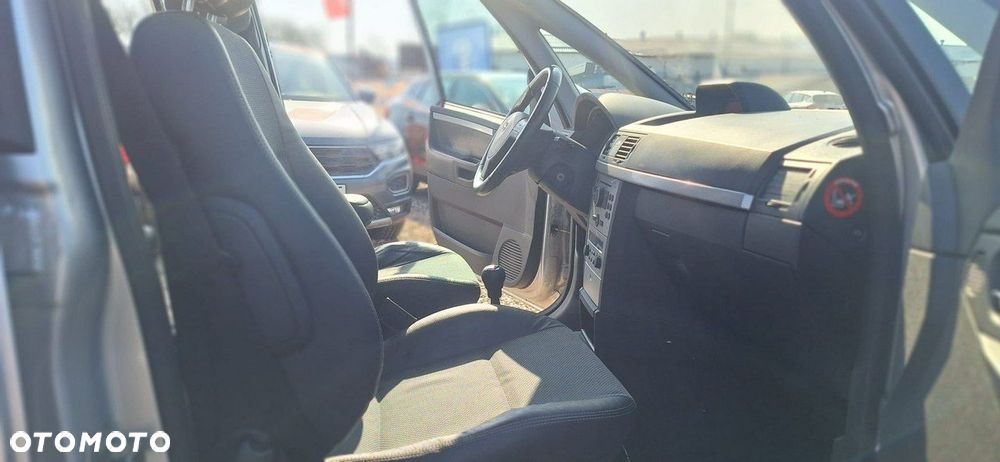 Opel Meriva - 18