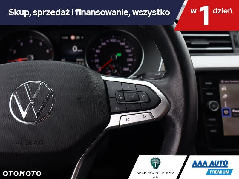 Volkswagen Passat Variant - 18