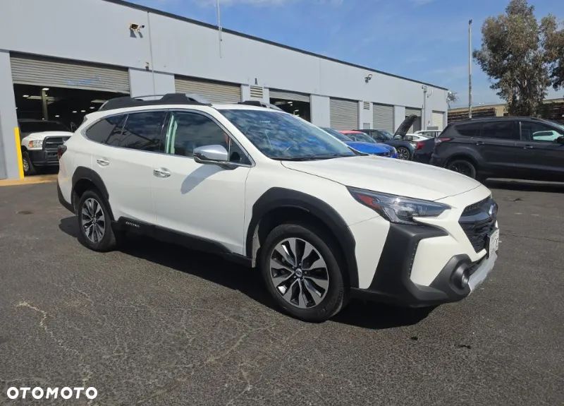 Subaru Outback - 1