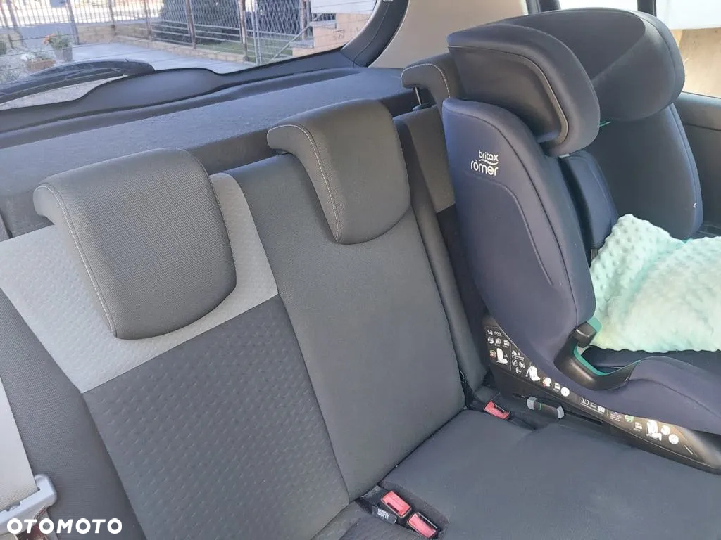 Renault Clio 1.2 16V Alize - 4