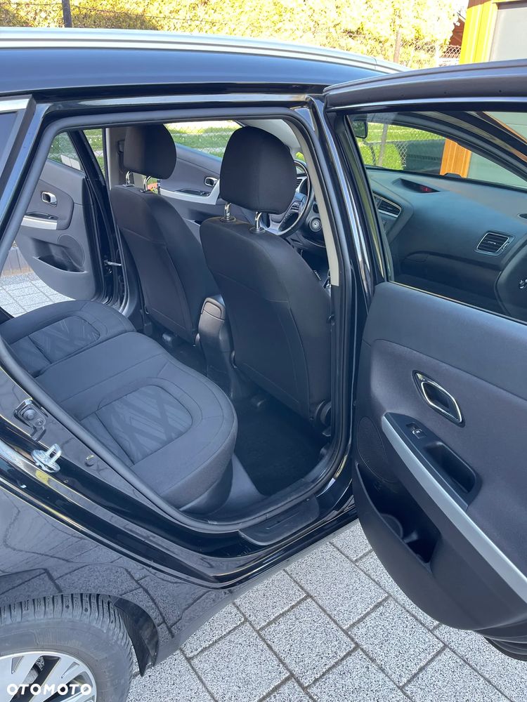 Kia Ceed 1.6 GDI Smart Plus - 10