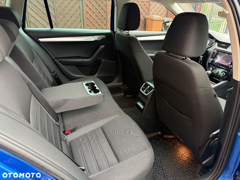 Skoda Octavia 1.5 TSI G-TEC DSG Ambition - 29