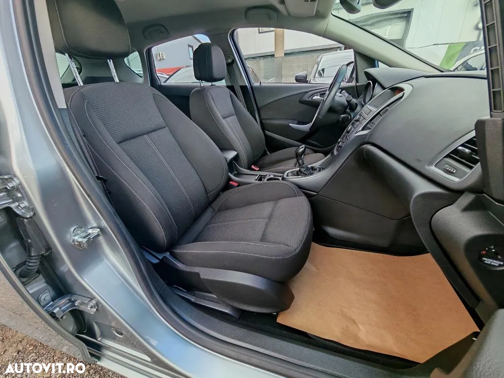 Opel Astra - 14