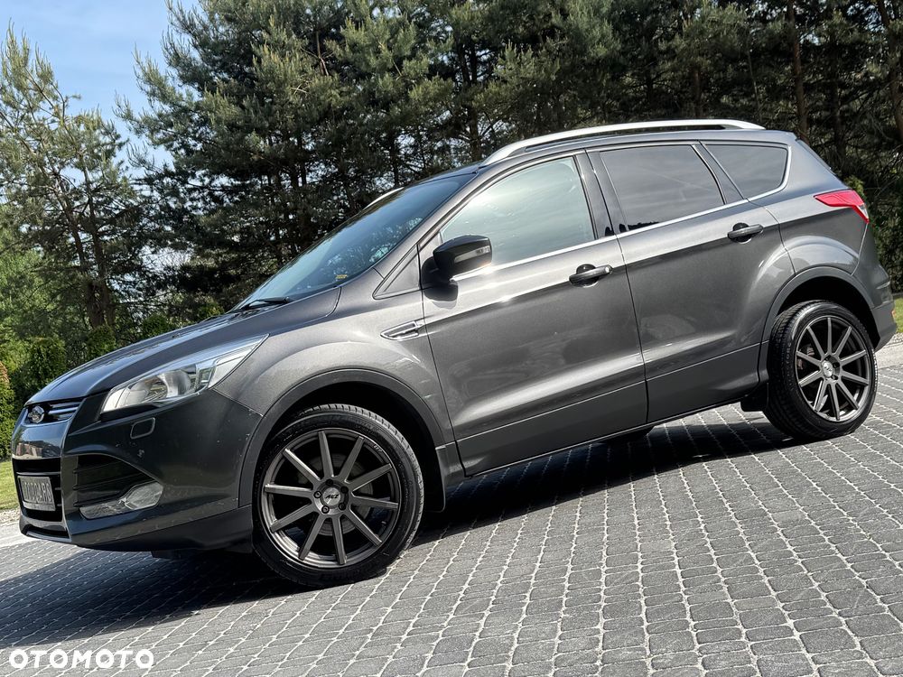Ford Kuga 2.0 TDCi 2x4 Titanium - 2