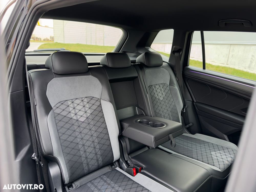 Volkswagen Tiguan 2.0 TDI SCR 4MOTION DSG R-Line - 30