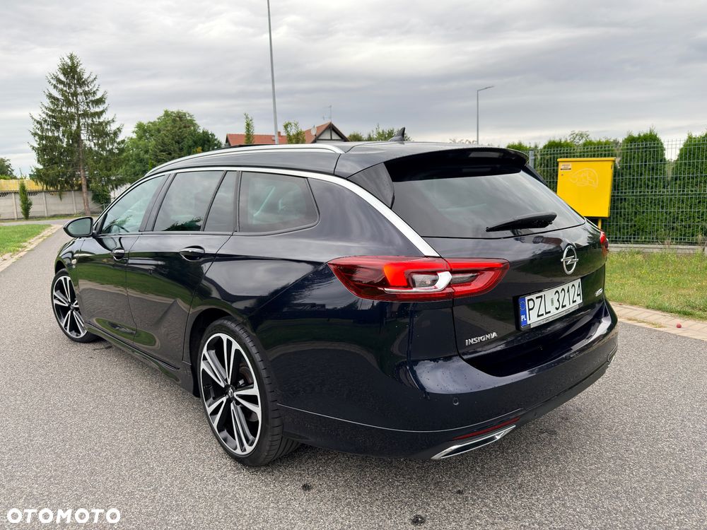 Opel Insignia 2.0 BiTurbo D 4x4 Automatik Exclusive - 10