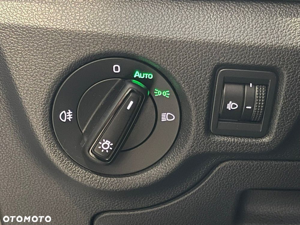 Skoda Kamiq 1.5 TSI Ambition DSG - 27