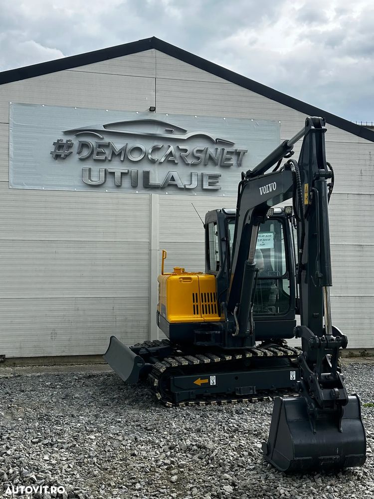Volvo EC55D - 12