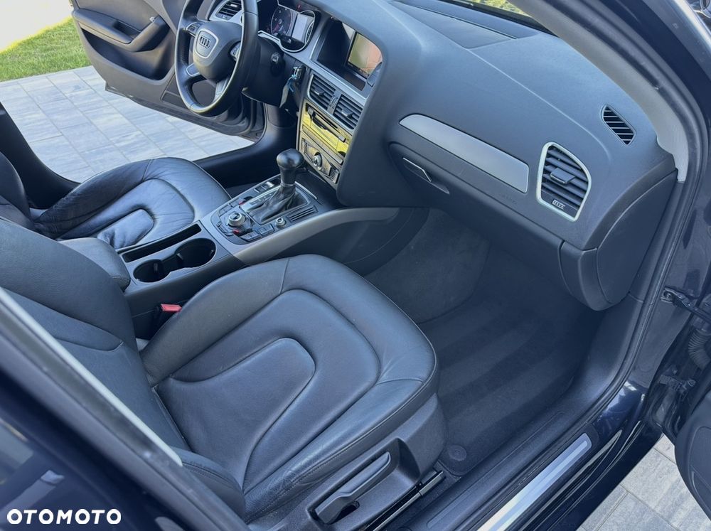 Audi A4 Limousine - 3