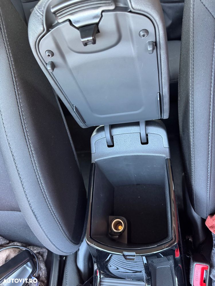 Hyundai i30 1.5 T-GDI 140CP 7DCT MHEV Highway - 19