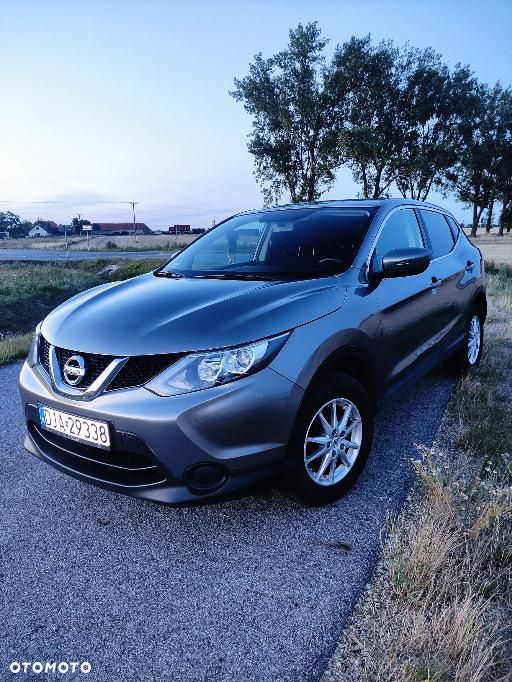 Nissan Qashqai 1.2 DIG-T Visia EU6 - 1