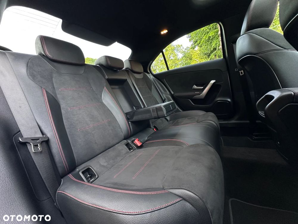 Mercedes-Benz Klasa A 220 d 8G-DCT AMG Line - 10