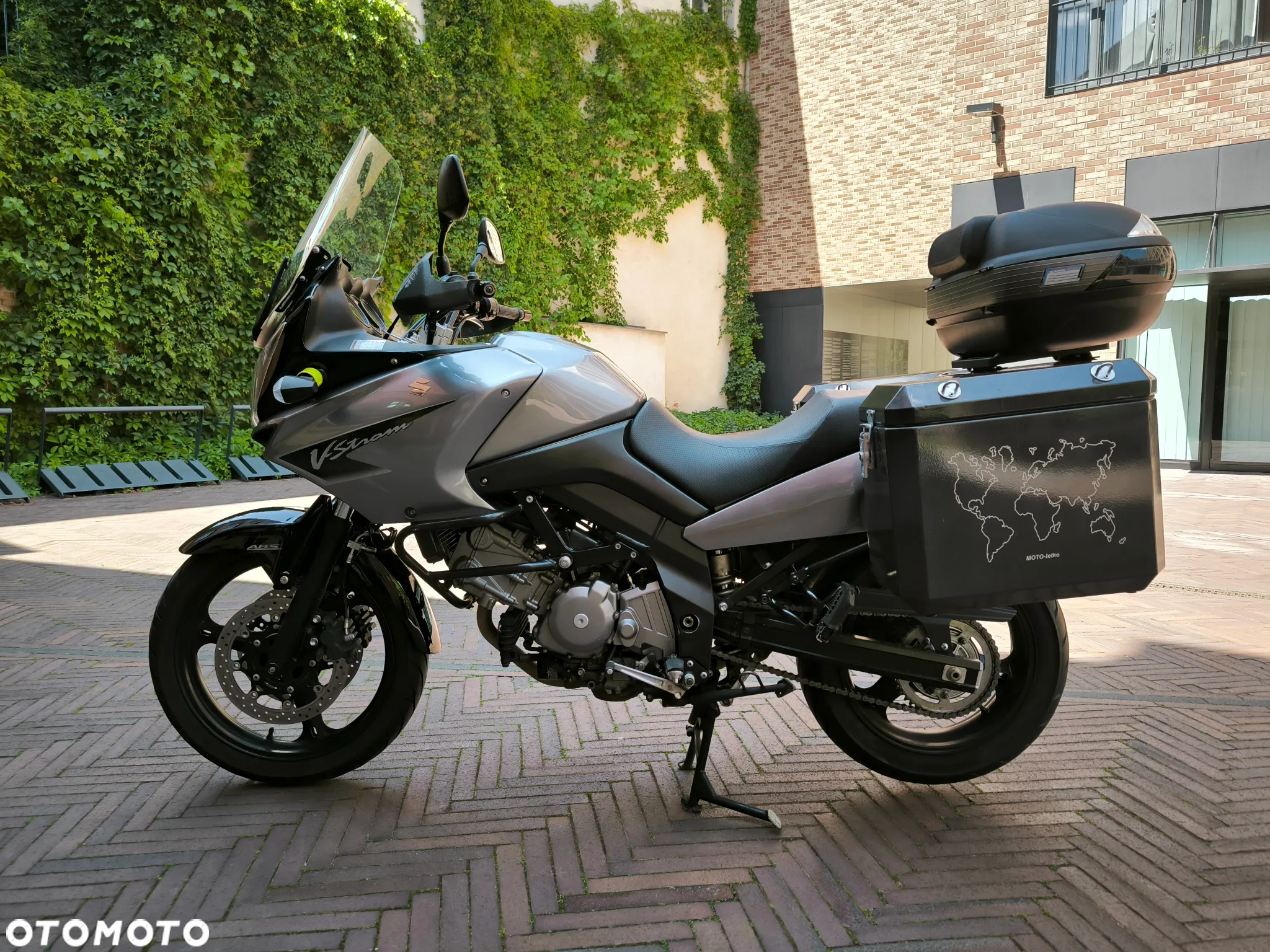 Suzuki V-STROM - 3