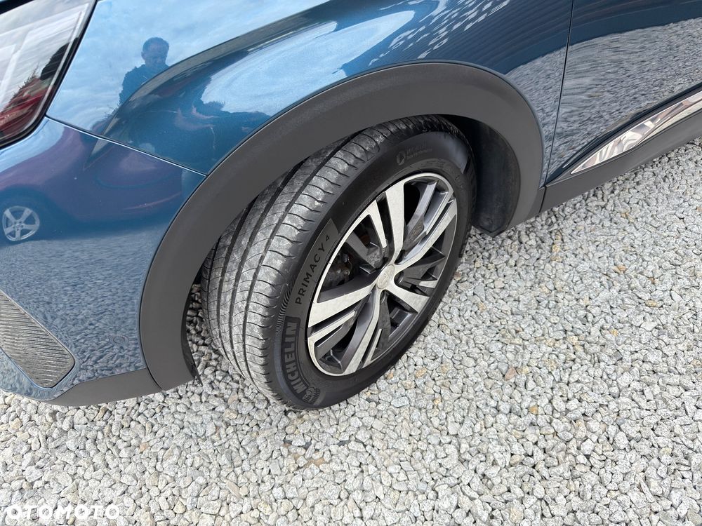 Peugeot 3008 BlueHDi 130 Stop & Start EAT8 GT Pack - 5