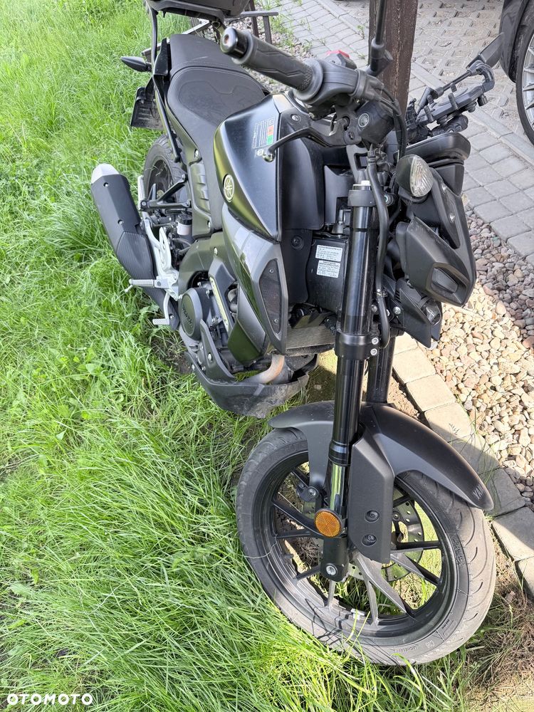Yamaha MT - 1