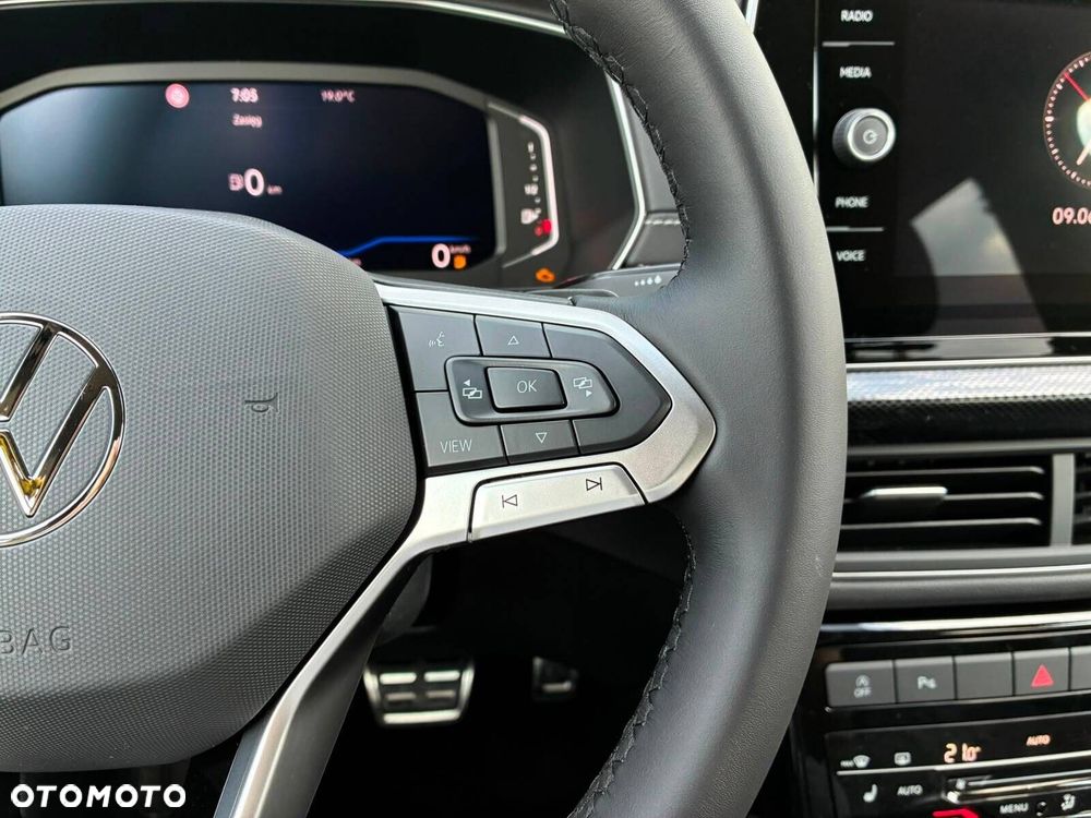 Volkswagen T-Cross - 15