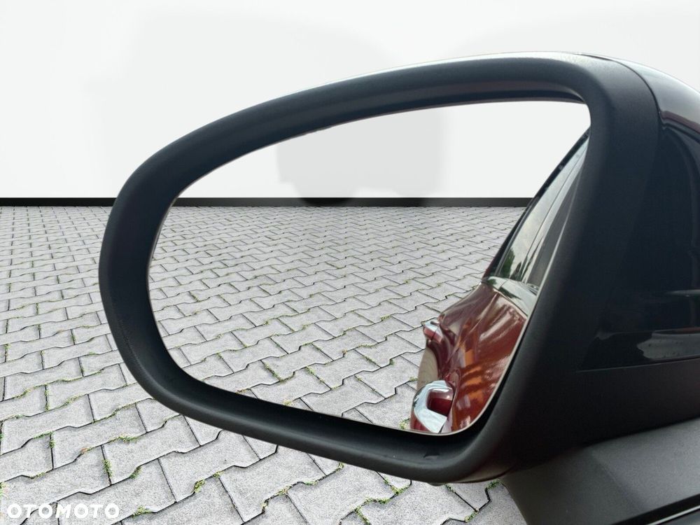 Mercedes-Benz CLA - 27