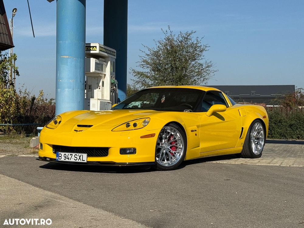 Chevrolet Corvette - 1