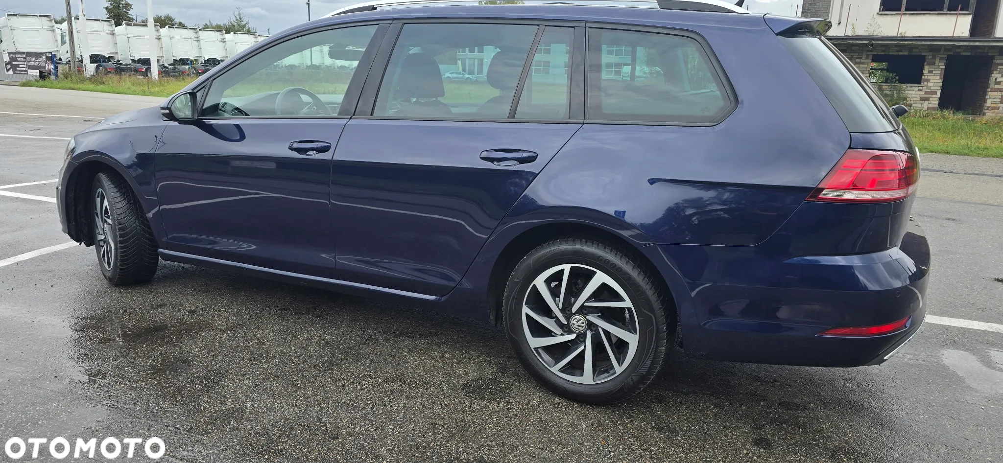 Volkswagen Golf 1.6 BlueTDI Comfortline - 7