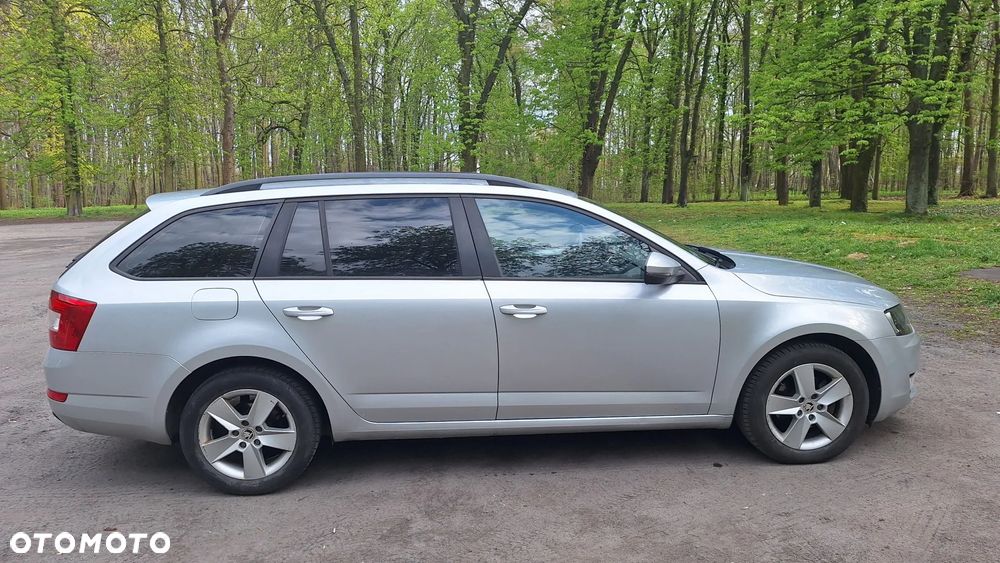 Skoda Octavia 2.0 TDI Edition - 9