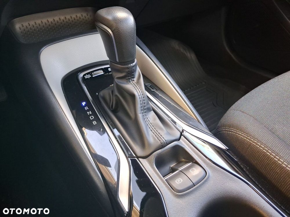 Toyota Corolla 1.8 Hybrid Comfort - 21