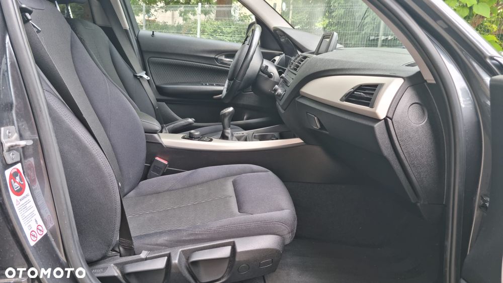 BMW Seria 1 118i Sport Line - 20