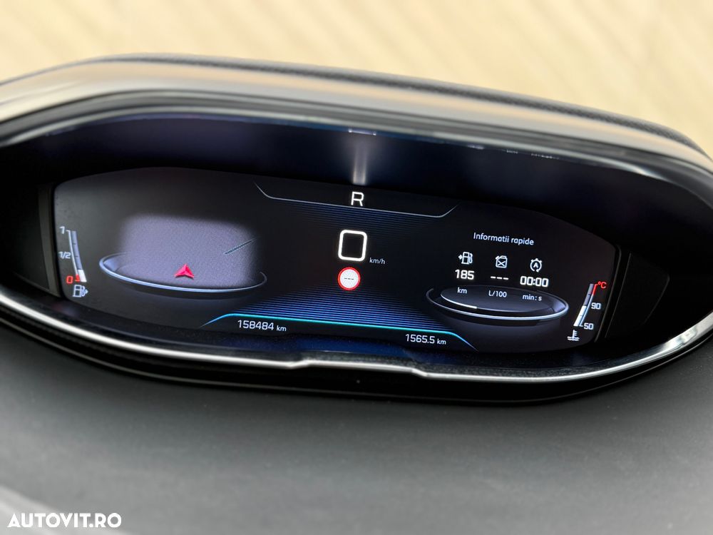 Peugeot 3008 BlueHDi 180 Stop & Start EAT8 GT - 32