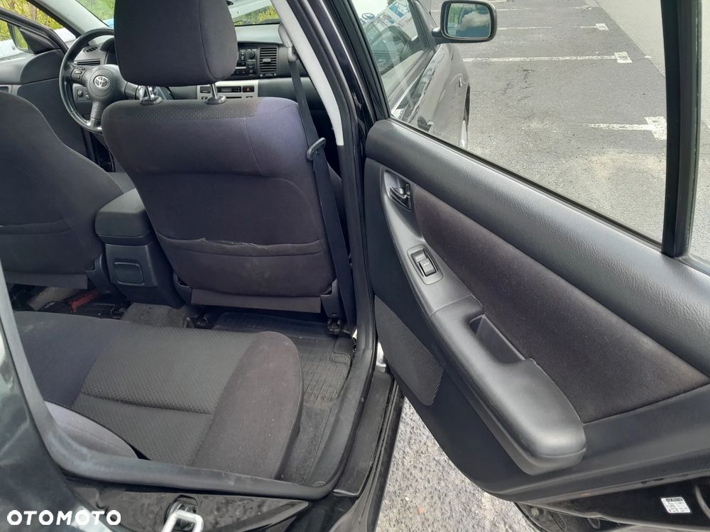 Toyota Corolla 1.4 D-4D Terra Polaris - 17