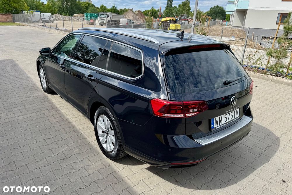Volkswagen Passat 2.0 TDI SCR DSG Business - 12