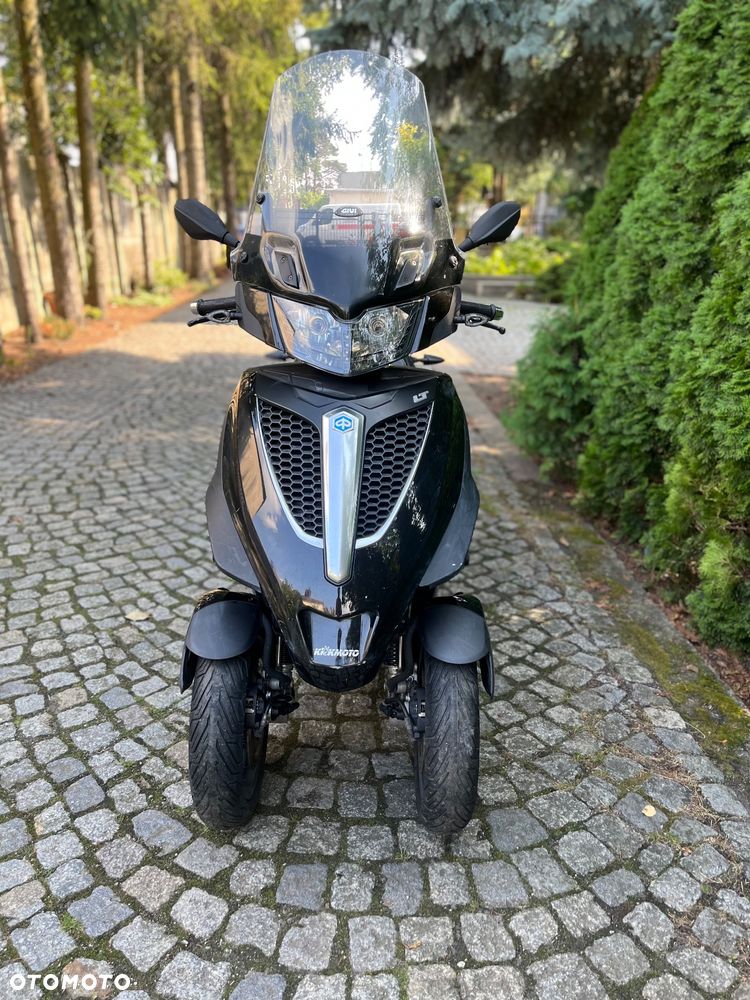 Piaggio MP-3 - 5