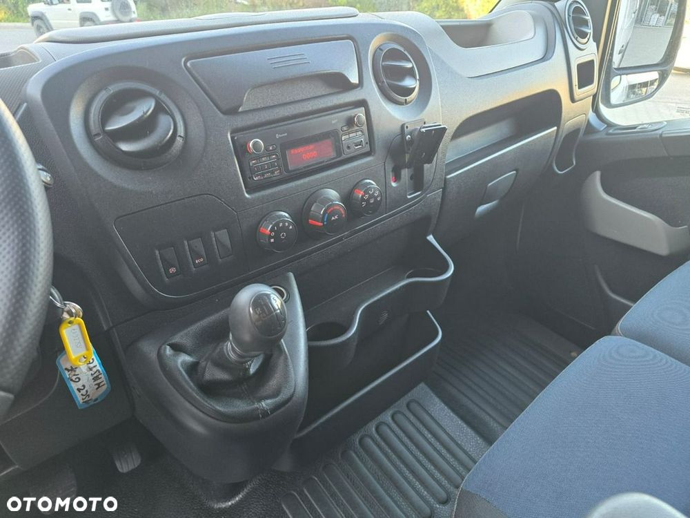 Renault Master - 22