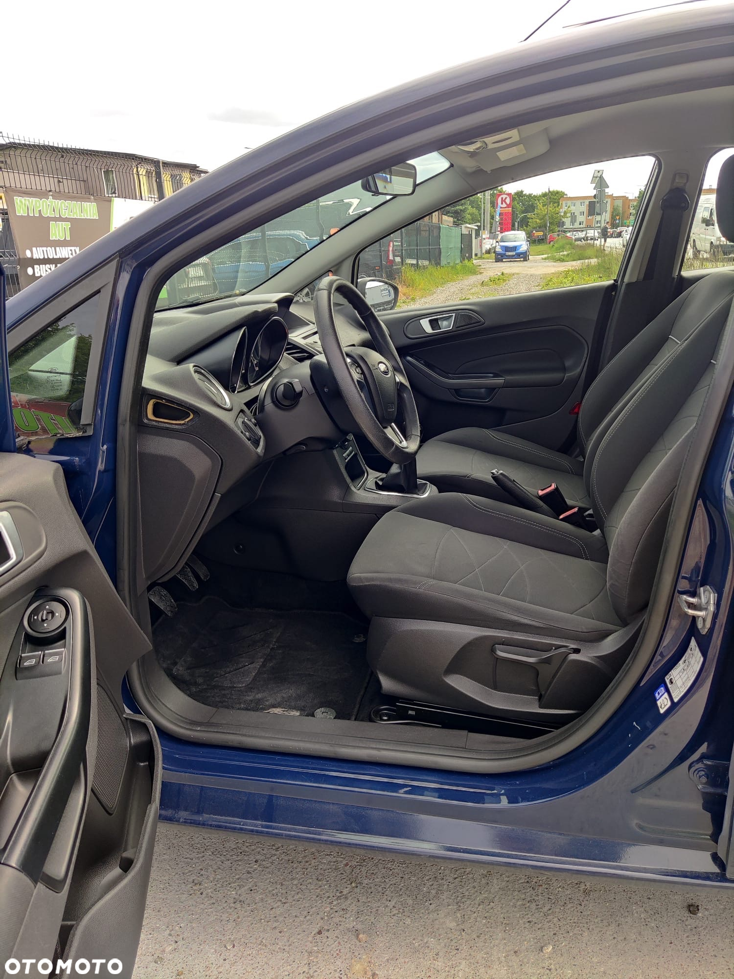 Ford Fiesta 1.0 Ambiente - 17